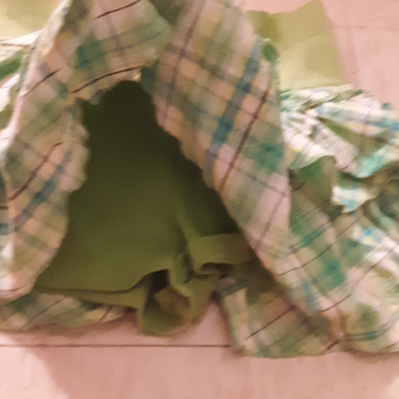 Little girls skirt with shorts connected medium🤗 - Picture 2 of 5